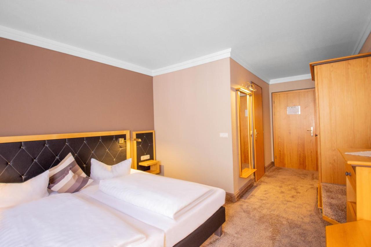 Hotel Tanne Илменау Екстериор снимка
