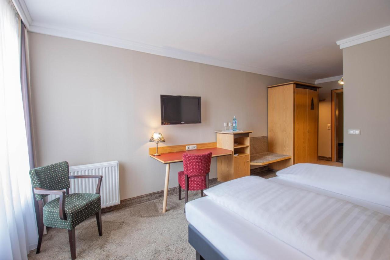 Hotel Tanne Илменау Екстериор снимка