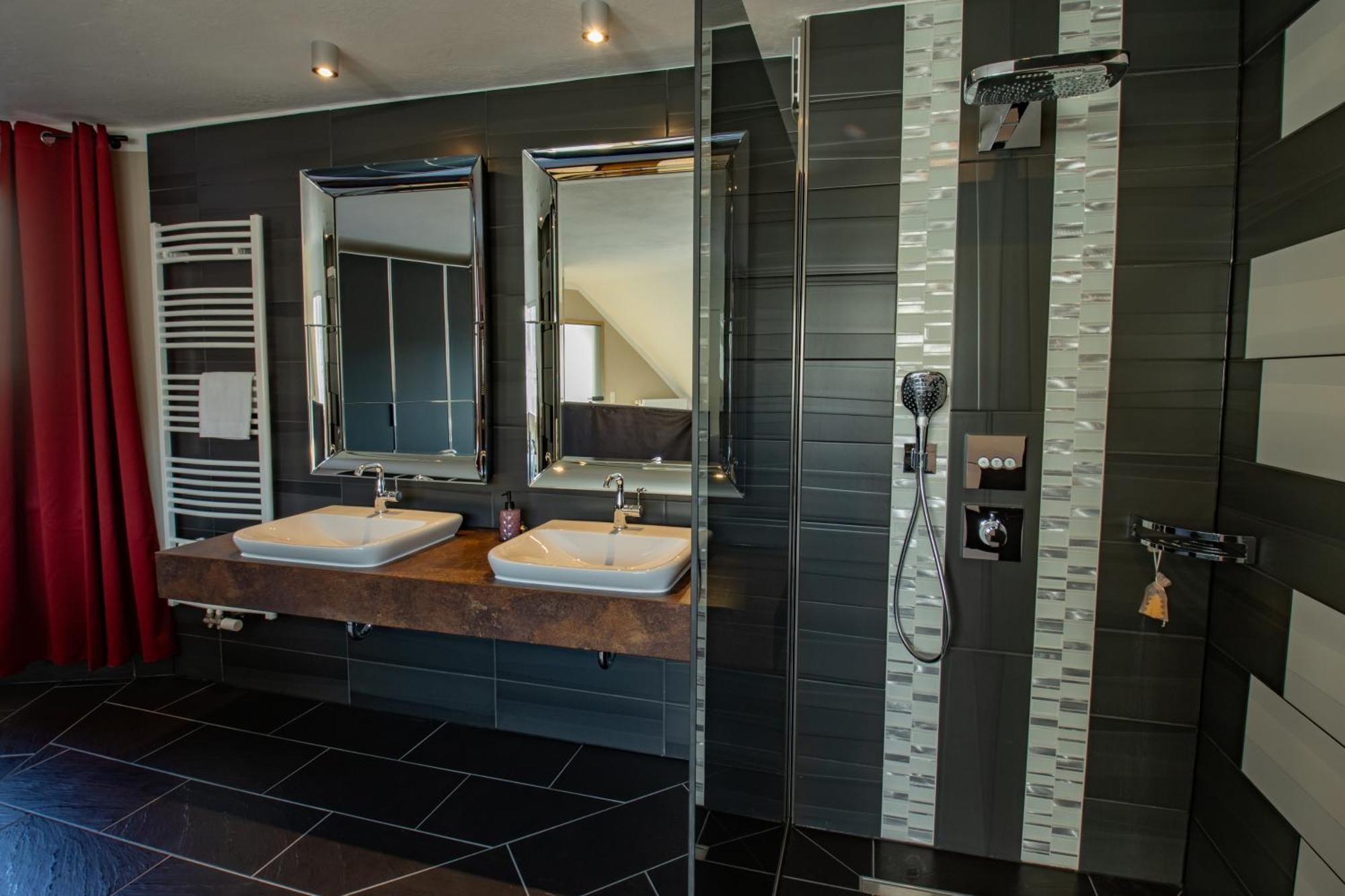 Hotel Tanne Илменау Екстериор снимка